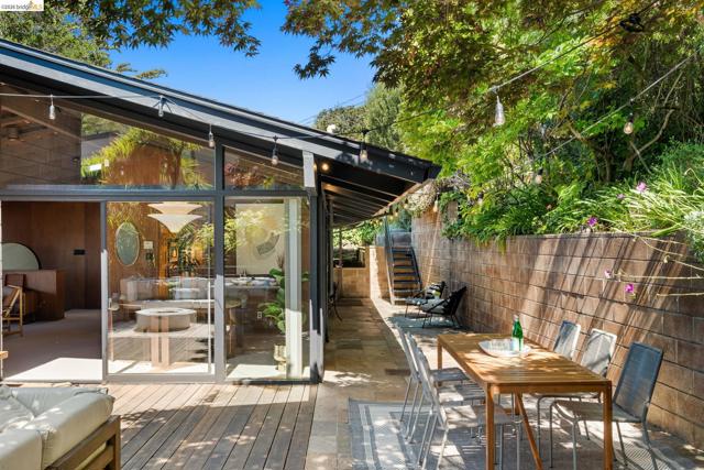 Image 36 of 52 For 85 El Camino Real