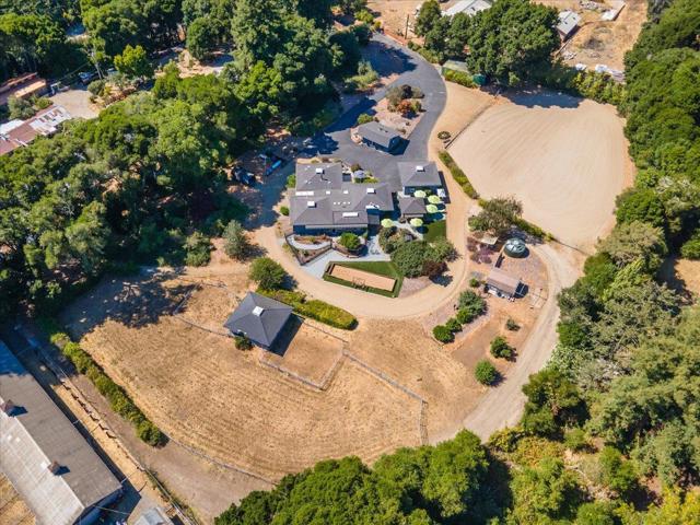 4711 Old San Jose Road, Soquel CA: https://media.crmls.org/mediaz/2be3861f-d571-4f75-b4c9-693eac6ce128.jpg