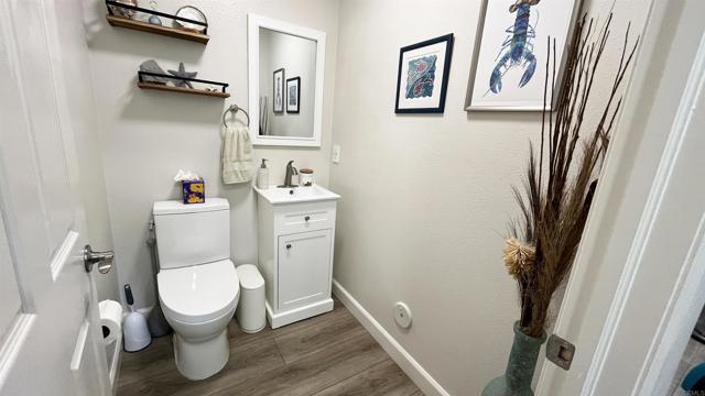 Detail Gallery Image 35 of 52 For 9300 Burnet Ave #111,  North Hills,  CA 91343 - 3 Beds | 2/1 Baths