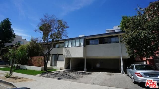 1233 BARRY Avenue, Los Angeles CA: https://media.crmls.org/mediaz/2be44cb1-bf96-44b9-9f06-206c081e6fd6.jpg