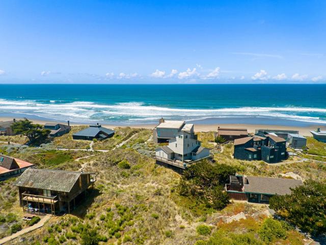 66 Avocet Circle, Watsonville CA: https://media.crmls.org/mediaz/2be4c5e8-71e4-4554-96df-fb6ce8426cef.jpg