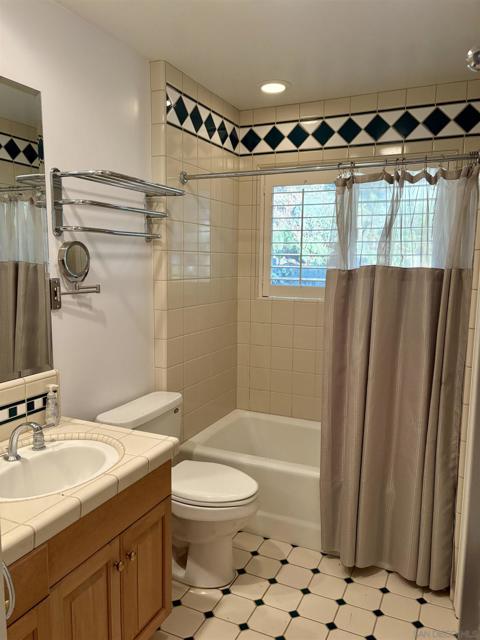 15725 Pauma Valley Drive, Pauma Valley CA: https://media.crmls.org/mediaz/2be5393b-0de9-4eb9-8f3a-be3a70e6fbcd.jpg