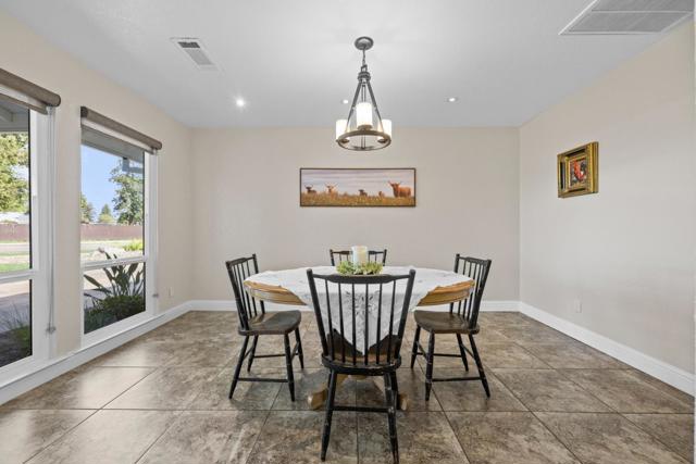 5419 Elliott Avenue, Atwater CA: https://media.crmls.org/mediaz/2be553bd-51d0-424b-ad58-751ea558fe99.jpg