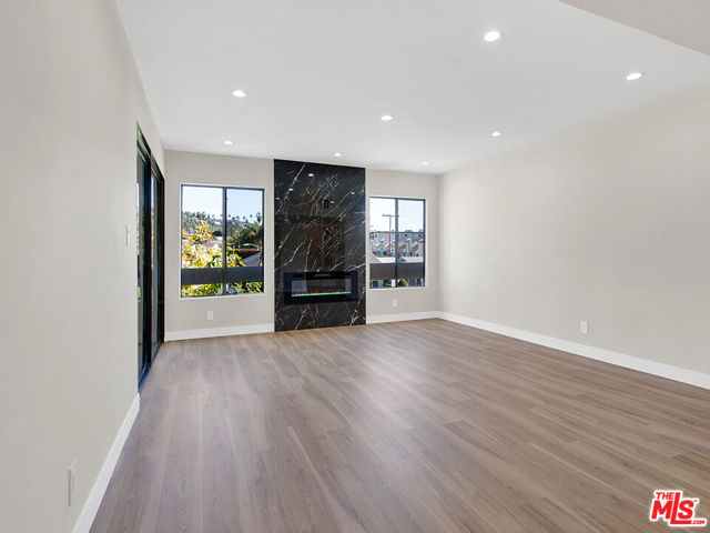 1325 Valley View Road, 201 photo 26