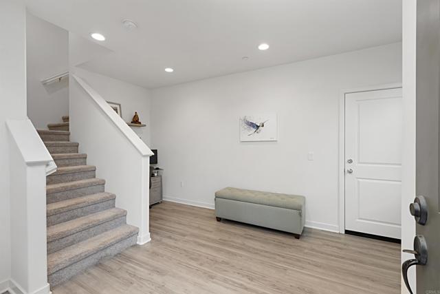 Detail Gallery Image 8 of 42 For 4214 Mission Ranch Way, Oceanside,  CA 92057 - 2 Beds | 2/1 Baths