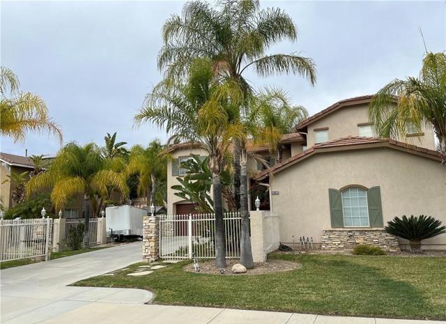 29870 Watson Court, Highland CA: https://media.crmls.org/mediaz/2be8a3f5-920a-4826-860c-41c96a271921.jpg