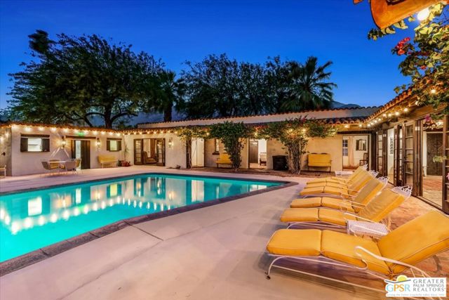 1011 E El Alameda, Palm Springs CA: https://media.crmls.org/mediaz/2be8af68-5eb3-436d-bdb5-db6d52e3ed70.jpg