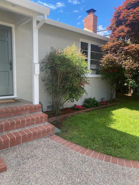 1408 Birch Avenue, San Mateo CA: https://media.crmls.org/mediaz/2be91a29-adce-4fe0-ab63-20e8a6edb278.jpg