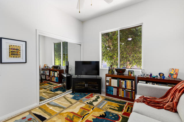 78210 Gray Hawk Drive, Palm Desert CA: https://media.crmls.org/mediaz/2be92ca4-62f7-4ad9-8753-9ff94720744a.jpg