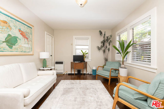 3022 Silver Lake Boulevard, Los Angeles CA: https://media.crmls.org/mediaz/2be938d3-0344-404b-bfdc-a8aa8f0633cc.jpg