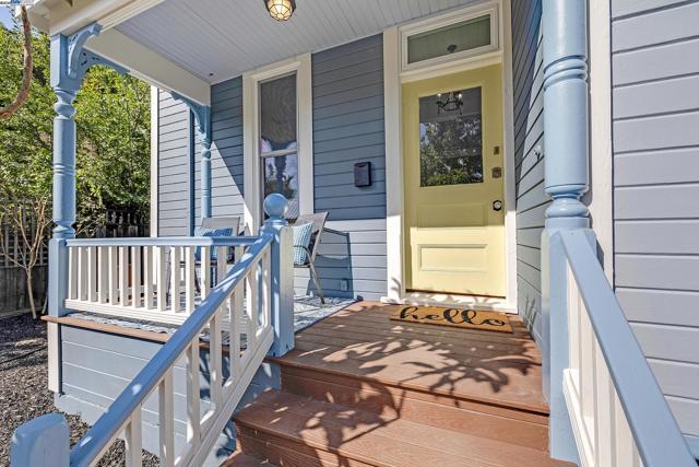 624 N 17Th St, San Jose CA: https://media.crmls.org/mediaz/2be95462-7885-4201-a51e-09f51a45b072.jpg