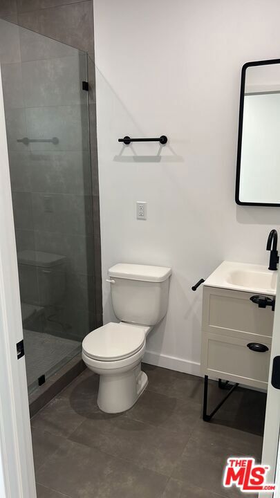 https://media.crmls.org/mediaz/2be9fddb-470d-49a0-8bab-610cc7b82833.jpg?preset=X-Large