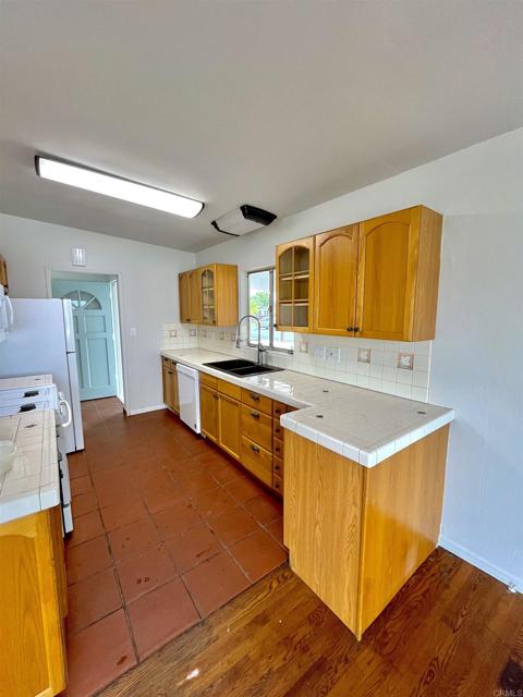 Detail Gallery Image 6 of 19 For 602 Farview St, El Cajon,  CA 92021 - 4 Beds | 2 Baths