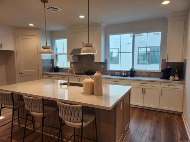 Detail Gallery Image 2 of 24 For 2536 Elderberry Ln, Carlsbad,  CA 92008 - 4 Beds | 3/1 Baths