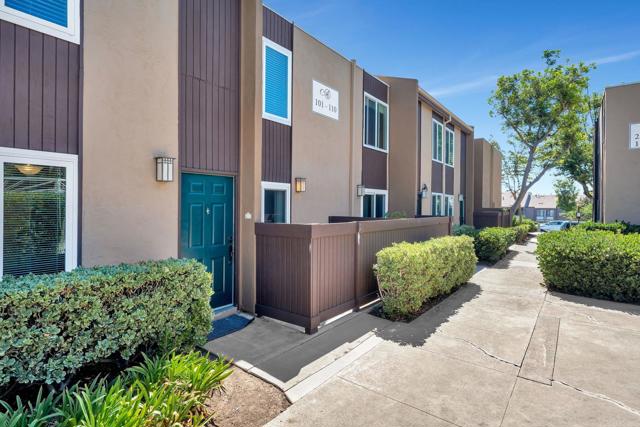 Detail Gallery Image 16 of 21 For 3454 Castle Glen Dr, San Diego,  CA 92123 - 2 Beds | 1/1 Baths