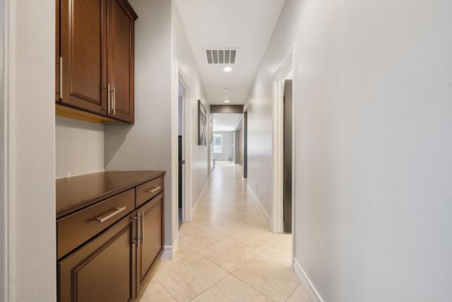 Image 24 of 35 For 48144 Newport Bridge Place