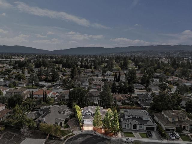 21150 Grenola Drive, Cupertino CA: https://media.crmls.org/mediaz/2bedc40c-1ca4-49e5-a8e7-dc72d6e902b1.jpg