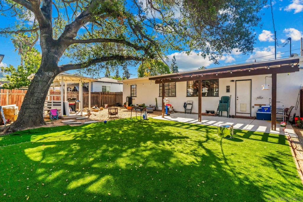 228 15th Ave - photo 2