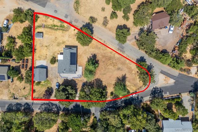 2779 Lakeview Dr, Julian, California 92036, 3 Bedrooms Bedrooms, ,2 BathroomsBathrooms,Single Family Residence,For Sale,Lakeview Dr,250016051SD