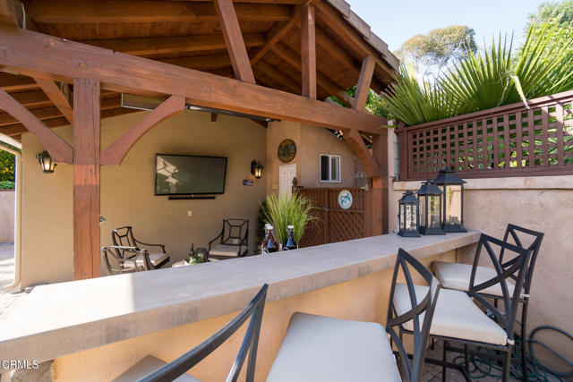 584 Rosemont Avenue, Pasadena CA: https://media.crmls.org/mediaz/2bf05158-6c50-473a-bcd6-a333a63b198b.jpg