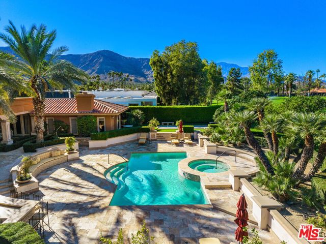 71150 N Thunderbird Terrace, Rancho Mirage CA: https://media.crmls.org/mediaz/2bf151df-81d3-471c-89f8-a4dc1be2abec.jpg