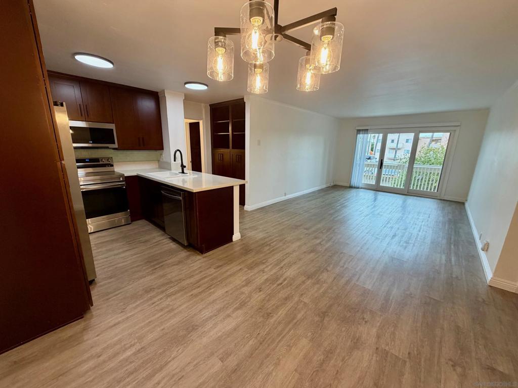 1885 Diamond St. - photo 13