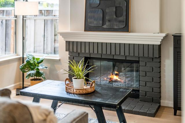 2134 Paseo Del Oro, San Jose CA: https://media.crmls.org/mediaz/2bf1e05f-fff8-48e0-b958-a0c6f597e7d3.jpg