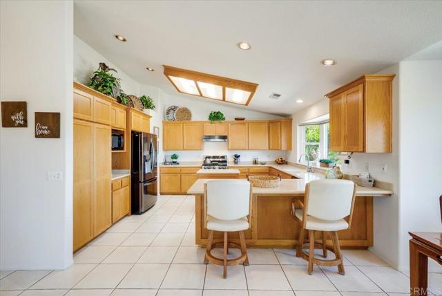 Detail Gallery Image 13 of 38 For 16996 Archie Moore Ring, Ramona,  CA 92065 - 4 Beds | 2/1 Baths