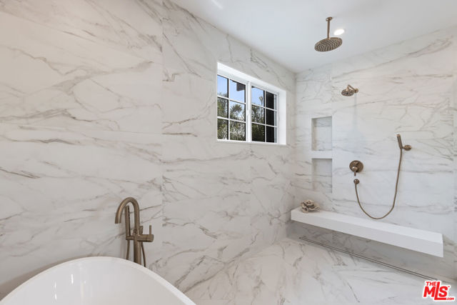 908 Rosecrans Avenue, Manhattan Beach CA: https://media.crmls.org/mediaz/2bf409c2-a048-4e8d-b3d4-15ed752f11c2.jpg