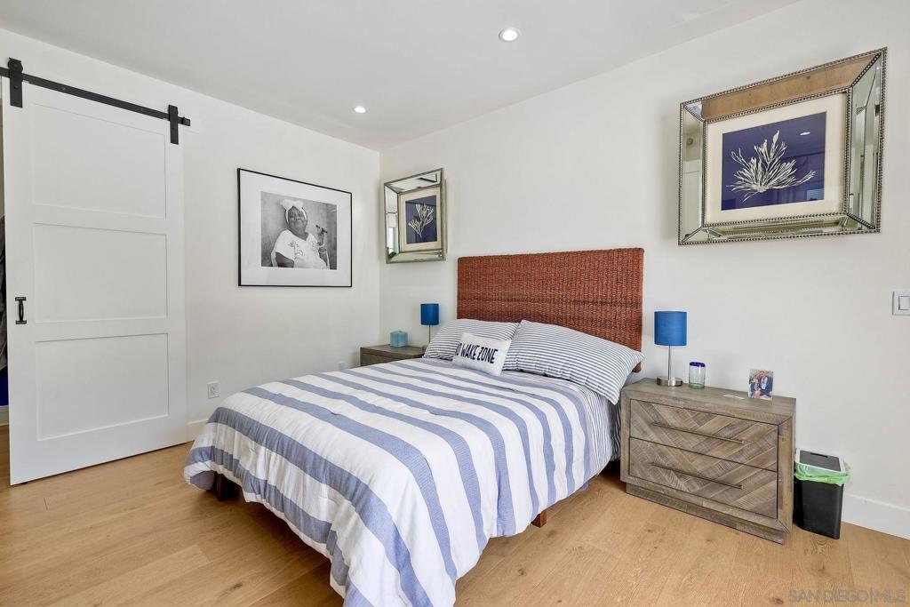 776 Silvergate Ave - photo 14