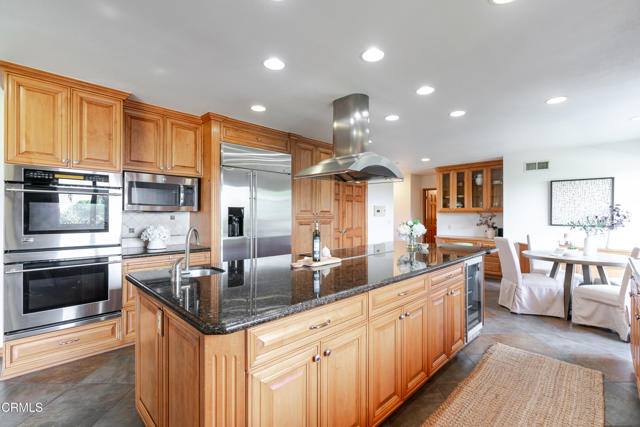 Detail Gallery Image 7 of 32 For 1327 S Hollencrest Dr, West Covina,  CA 91791 - 4 Beds | 4 Baths