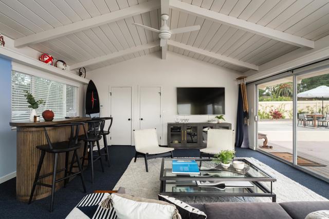 5306 Linea Del Cielo, Rancho Santa Fe CA: https://media.crmls.org/mediaz/2bf65501-bf22-4298-864f-1de9839ff746.jpg