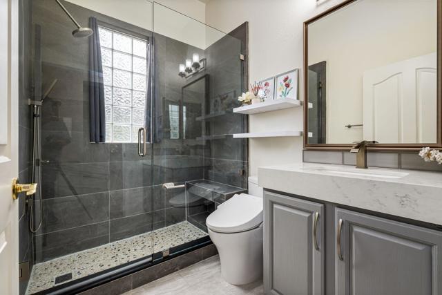 44580 S Heritage Palms Drive, Indio CA: https://media.crmls.org/mediaz/2bf6e53b-cb0b-4643-ba08-12971a38d83e.jpg