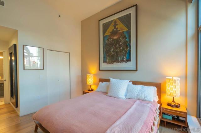 1441 9Th Ave, San Diego CA: https://media.crmls.org/mediaz/2bf7ae77-7b2b-4166-8f18-7b897820b958.jpg