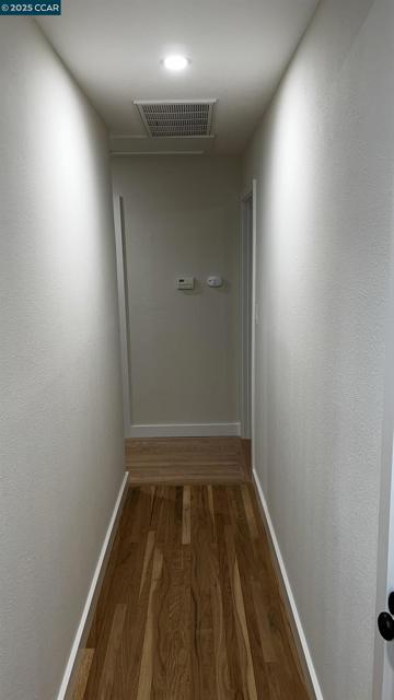 1867 Jacqueline Way, Concord CA: https://media.crmls.org/mediaz/2bf7b30d-50ad-4e36-a7ff-e1b4374467ee.jpg