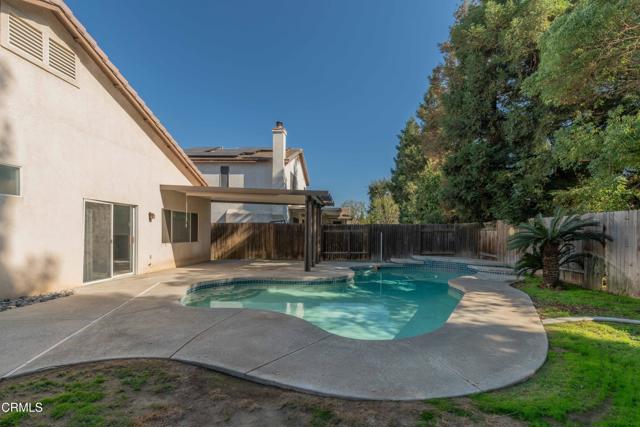 Detail Gallery Image 30 of 37 For 8611 Harbor Club Dr, Bakersfield,  CA 93312 - 3 Beds | 2 Baths