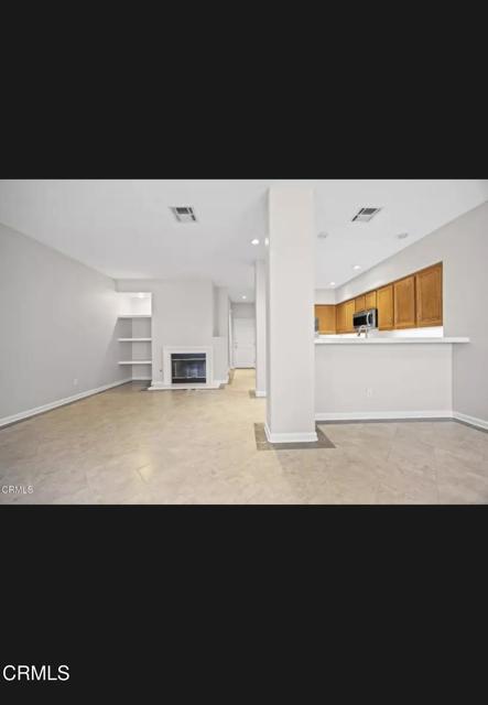 Detail Gallery Image 5 of 10 For 273 Camino Toluca, Camarillo,  CA 93010 - 3 Beds | 2/1 Baths