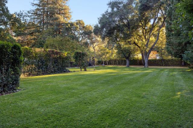 243 Selby Lane, Atherton CA: https://media.crmls.org/mediaz/2bf908be-a2f9-4136-979f-a8362b1f89cc.jpg