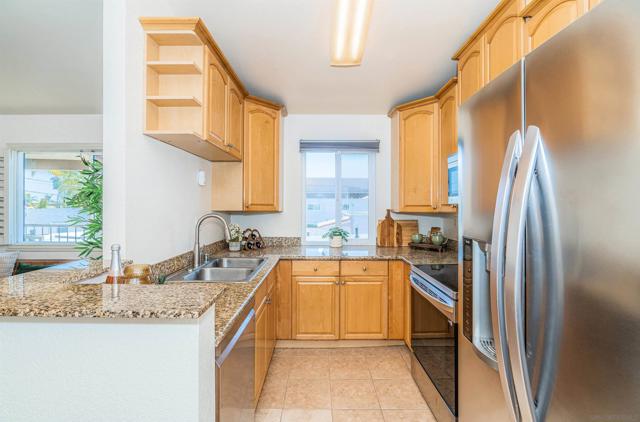 4353 Felton St, San Diego CA: https://media.crmls.org/mediaz/2bf9113c-3d3d-4021-bd0f-7c1a522268fd.jpg