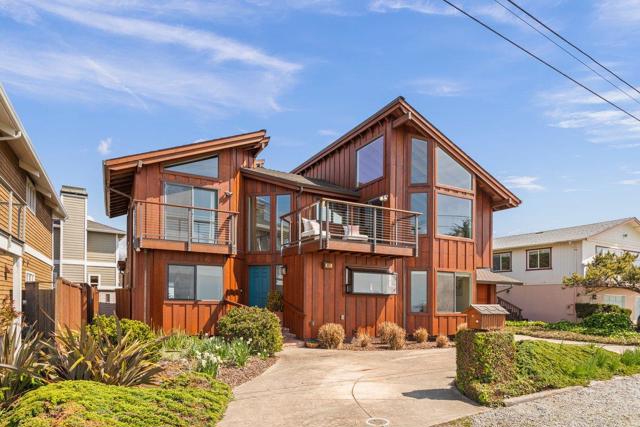 861 Railroad Avenue, Half Moon Bay CA: https://media.crmls.org/mediaz/2bf97345-f665-4339-bc25-5065e4879bc4.jpg