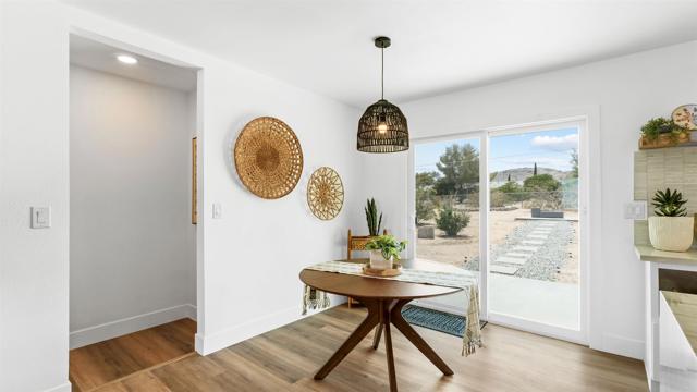 Detail Gallery Image 16 of 36 For 4758 Avenida La Mirada, Joshua Tree,  CA 92252 - 3 Beds | 2 Baths