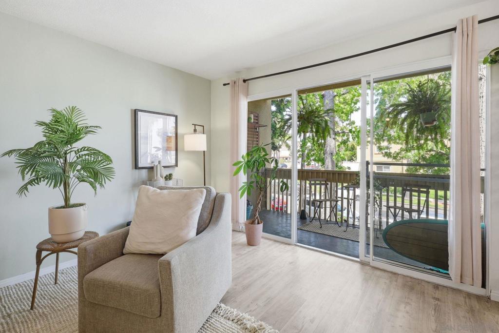 4600 Lamont - photo 4