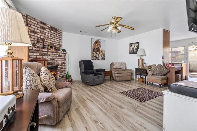 1607 Cuevas Circle, Salinas CA: https://media.crmls.org/mediaz/2bfb4e51-a070-4612-82aa-034d1e20183d.jpg