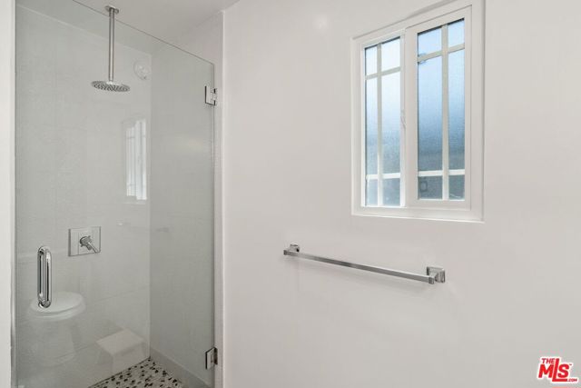 4139 Camero Avenue, Los Angeles CA: https://media.crmls.org/mediaz/2bfbd56b-cdc7-483c-b697-cb6b22fbb58c.jpg