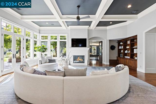 8 Julianna Court, Moraga CA: https://media.crmls.org/mediaz/2bfccc51-6cff-42bb-9c08-bb5498e50536.jpg