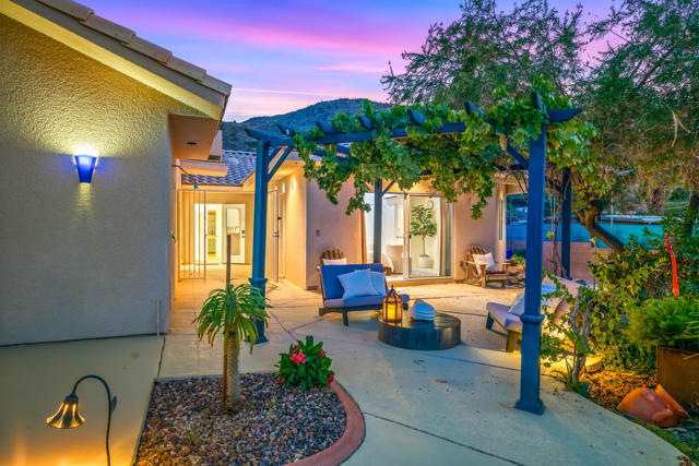 67980 Foothill Road, Cathedral City CA: https://media.crmls.org/mediaz/2bfd31da-319b-44ce-a8f8-688b9261e30e.jpg