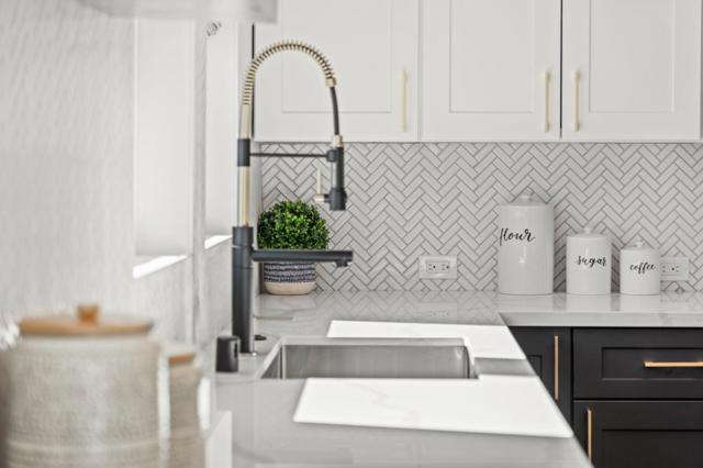 584 Compton Terrace, Sunnyvale CA: https://media.crmls.org/mediaz/2bfd3791-7a0a-4643-8dbb-b04a8ef8eb04.jpg