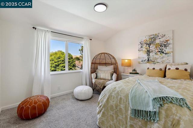 5179 Paul Scarlet Dr, Concord CA: https://media.crmls.org/mediaz/2bfdd1ae-a4e4-4fbf-9893-b80b3dc1264d.jpg