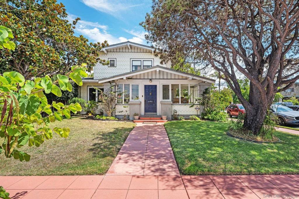 2401 Capitan Ave