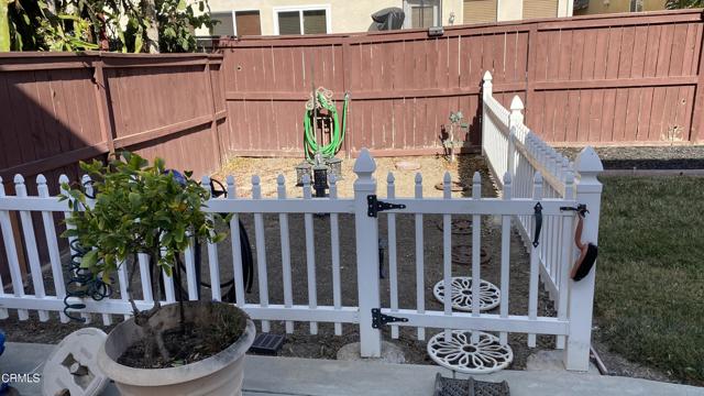 Detail Gallery Image 21 of 26 For 809 Navito Way, Oxnard,  CA 93030 - 3 Beds | 2/1 Baths